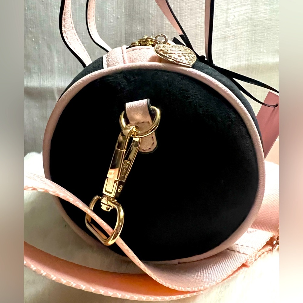 NEW Juicy Couture Pink Black Velour Mini Barrel Bag - Picture 3 of 6